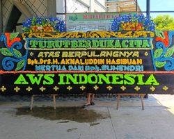 Mulai Rp.600.000,- karangan papan bunga dukacita medan